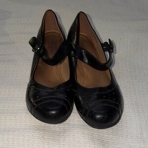 Comfort Plus by Predictions Black Mary Jane Flats